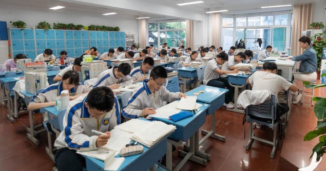 2025年高考冲刺班培训机构，新高三高补集训营推荐机构一览汇总