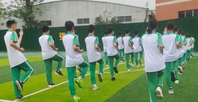 力推广州市中学生面临的厌学情绪与叛逆行为特训营十大排名