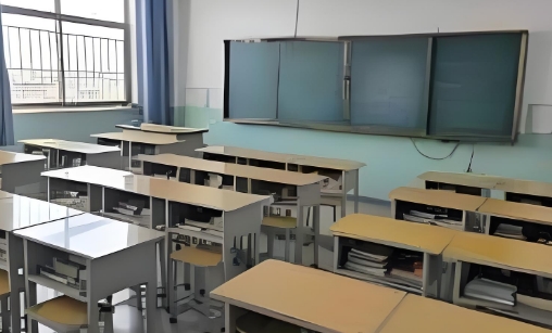 德志领航学校教室