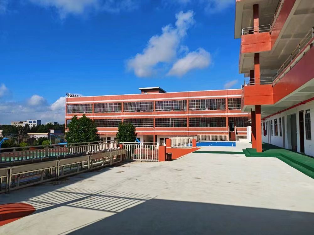 春江教育教学楼