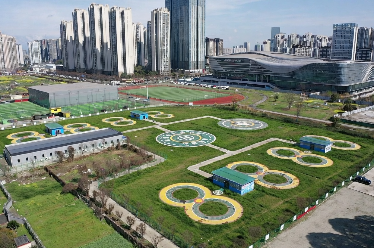 四川珠峰通航无人机飞行学校-场地