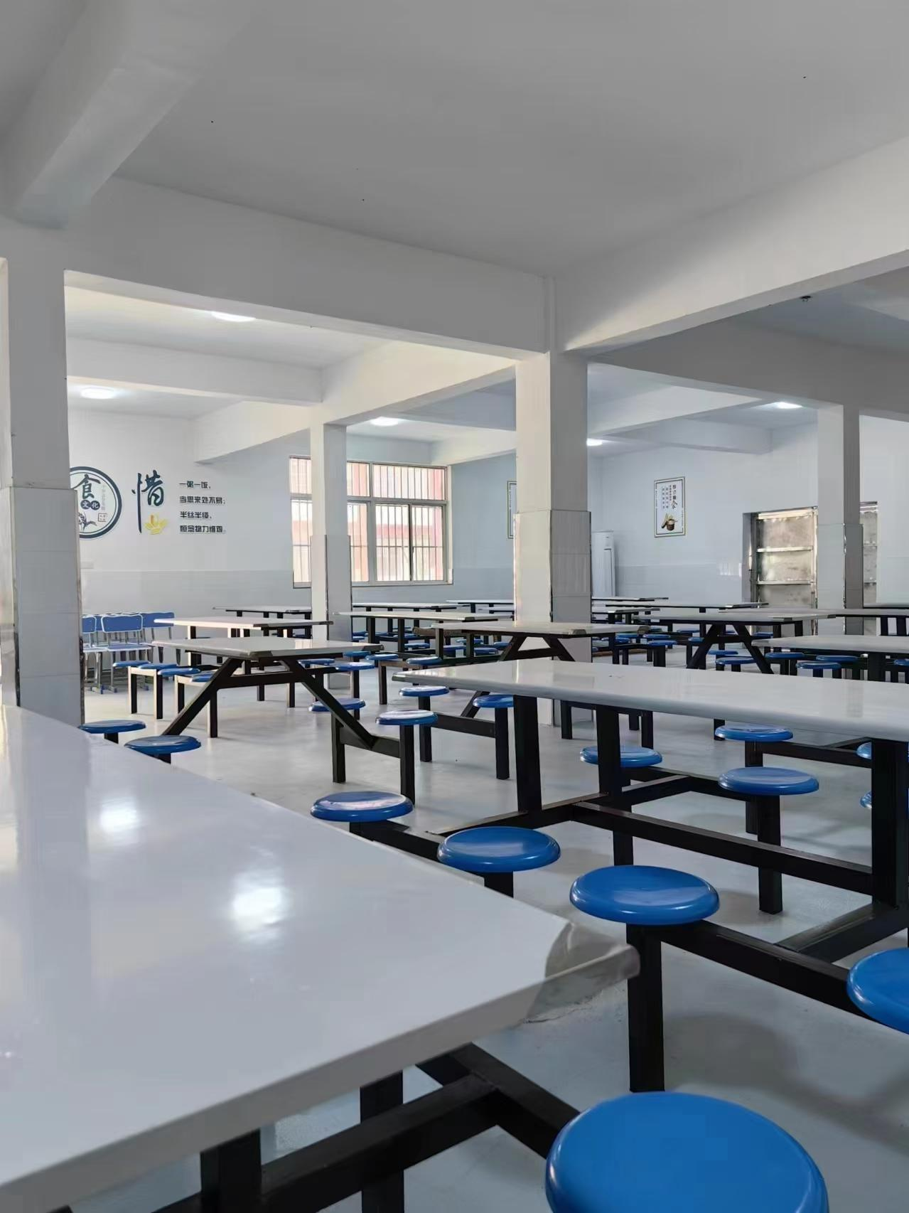 杰龙青少年社会工作服务中心-餐厅