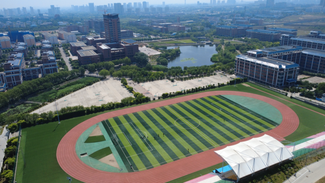 山东力明科技职业学院-操场